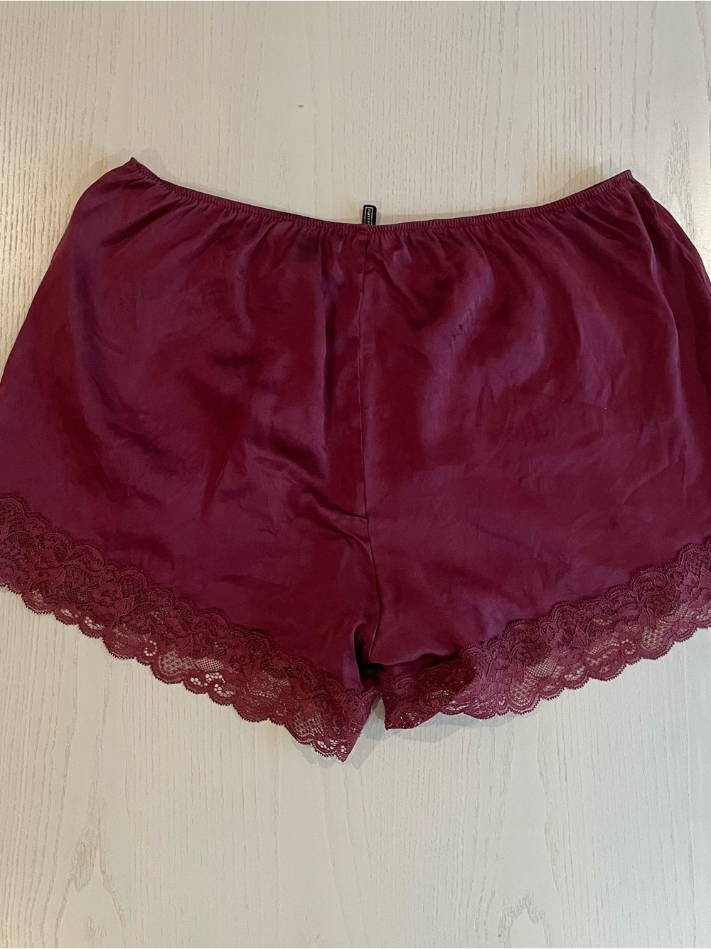 Intimissimi Silk Shorts with Lace (Dark Burgundy) - Picture 5 of 7